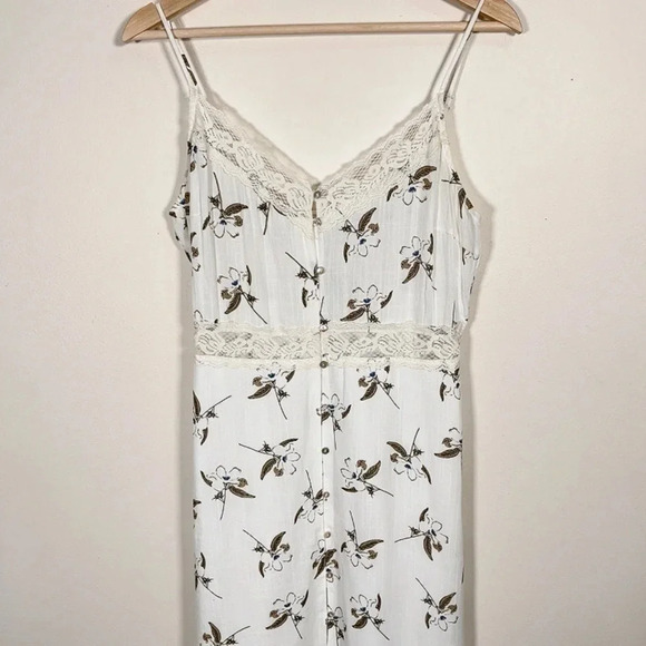 Lush Norstrom  Rack Midi Floral Dress - Picture 3 of 12